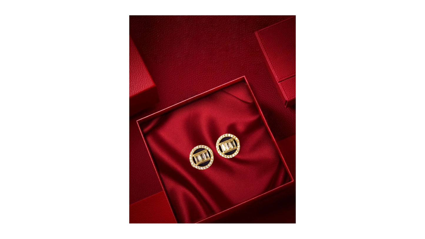 “Golden Radiance Oval AD Earrings”