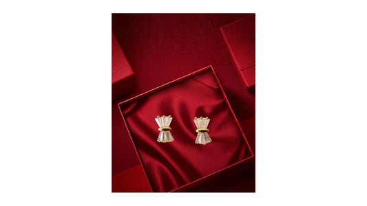 “Crystal Bow-Tie AD Earrings”