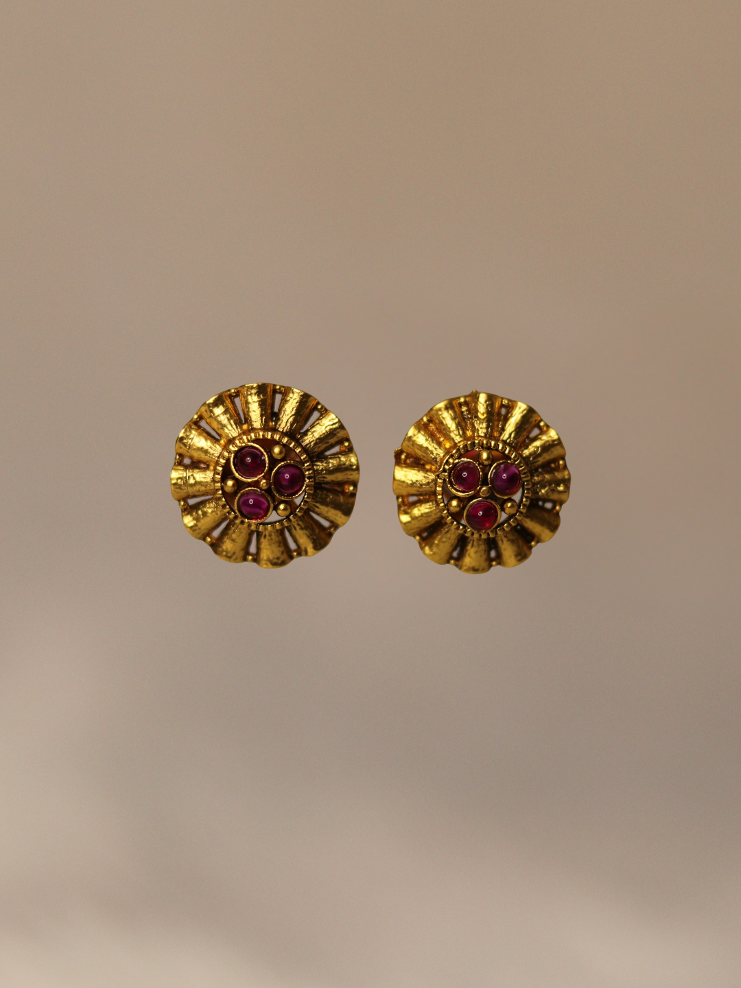 Antique Gold Plated Temple Red stone Tops 09-005