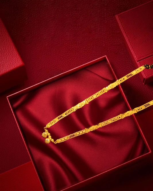 “Classic Grace Short Mangalsutra”